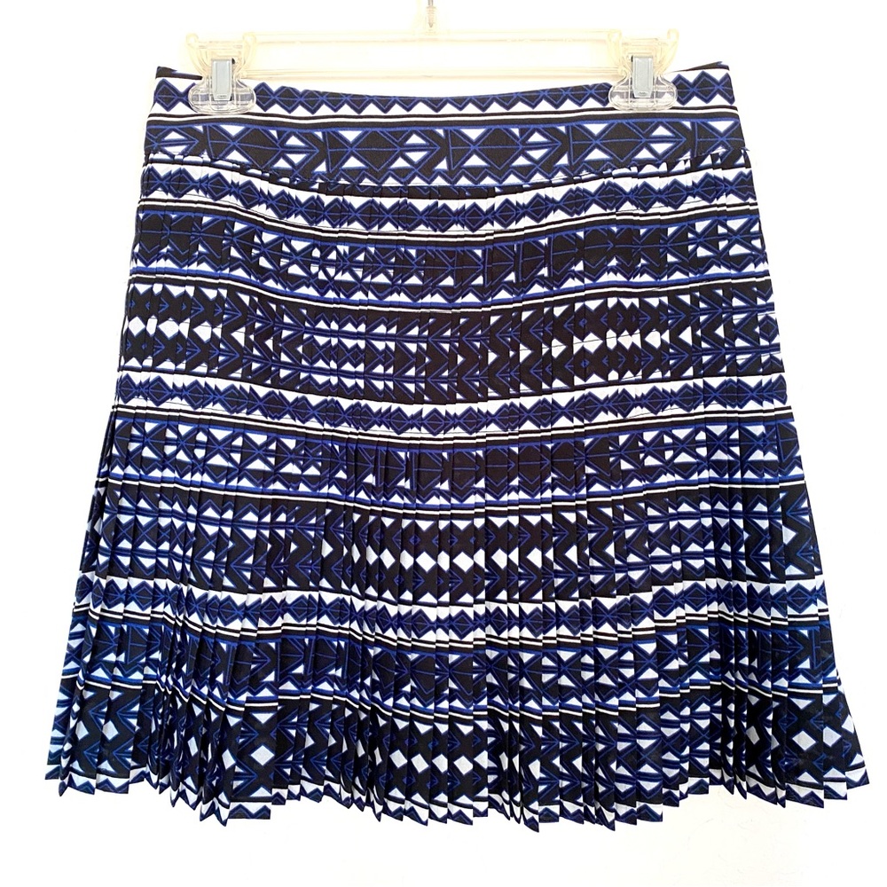 Adorable J. Crew Pleated Skirt in Geometric Print